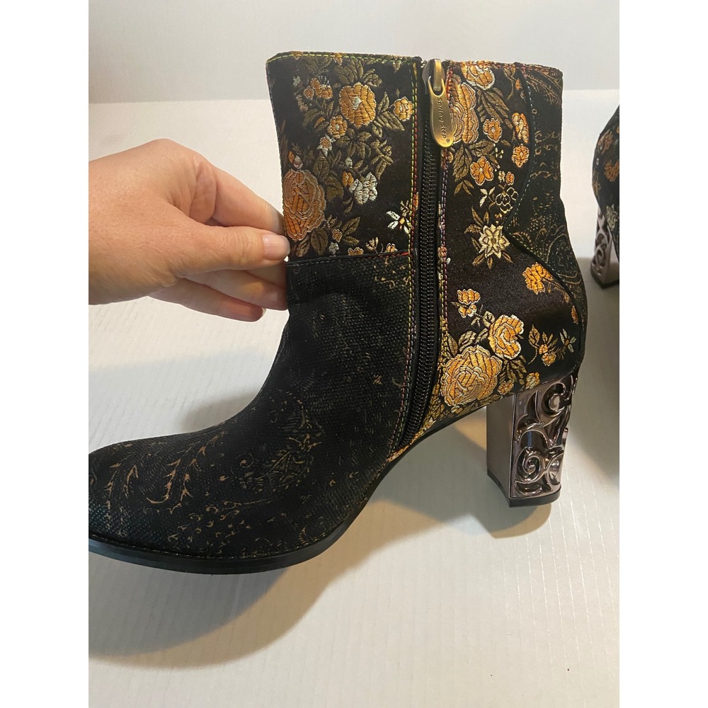L'Artiste Spring Step Floral Embroidered Filigree Heel Ankle Boots Black Gold - Picture 4 of 10